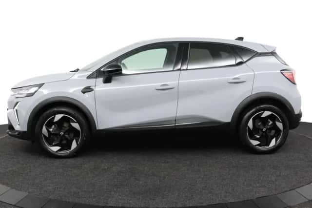Renault Captur (2025) thumbnail 2