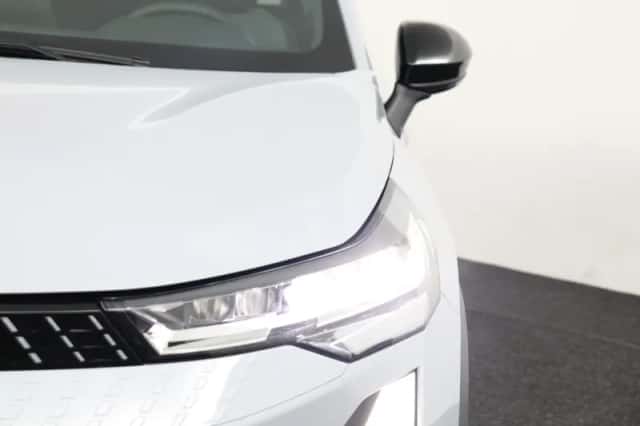Renault Captur (2025) thumbnail 24