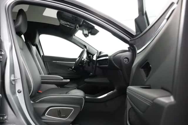 Mitsubishi Eclipse Cross (2025) thumbnail 11