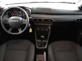 Dacia Sandero (2025) thumbnail 4