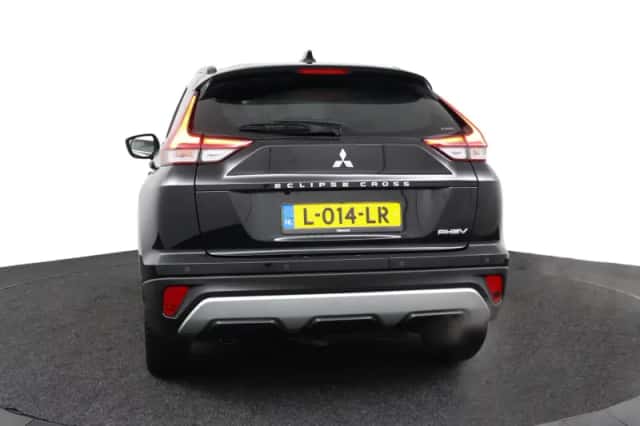 Mitsubishi Eclipse Cross (2021) thumbnail 4