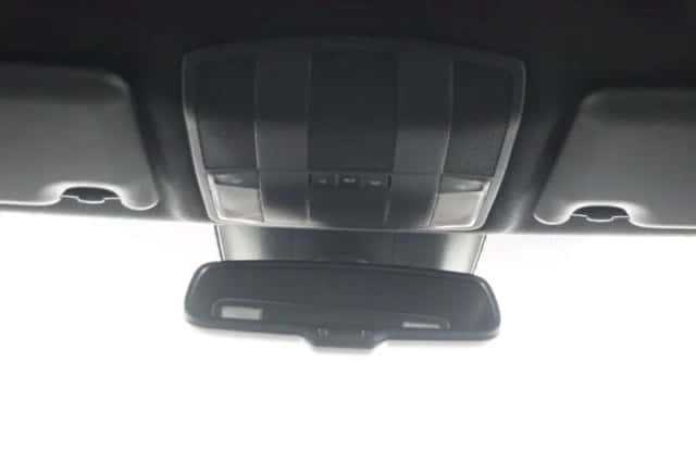 Mitsubishi Eclipse Cross (2021) thumbnail 31