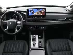 Mitsubishi Outlander (2026) thumbnail 13