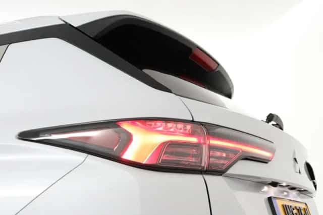 Mitsubishi Outlander (2026) thumbnail 32