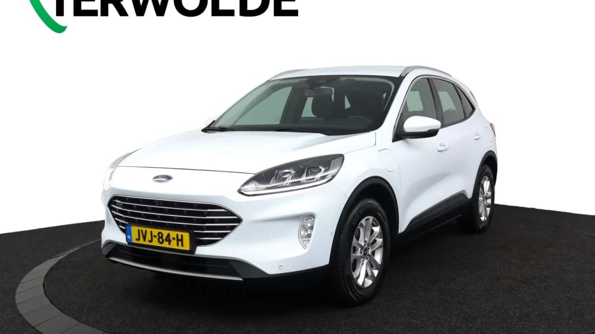Ford Kuga (2022) — foto 1