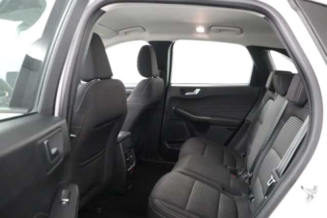 Ford Kuga (2022) thumbnail 14