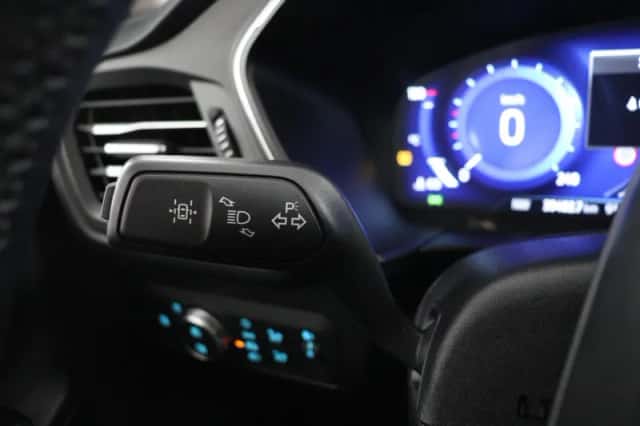 Ford Kuga (2022) thumbnail 22