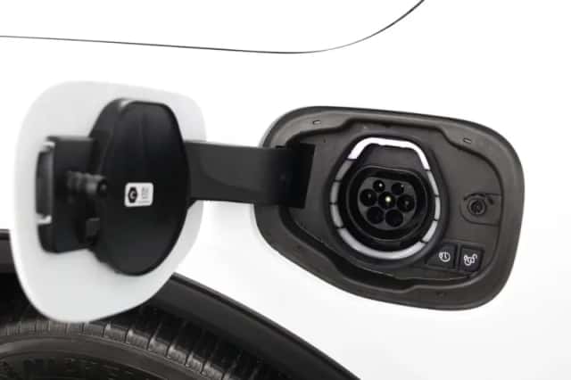 Ford Kuga (2022) thumbnail 32
