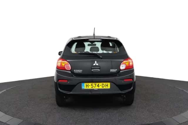 Mitsubishi Space Star (2020) thumbnail 4