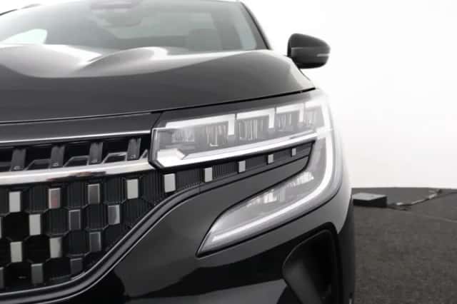 Renault Austral (2023) thumbnail 32