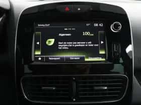 Renault Clio (2017) thumbnail 38
