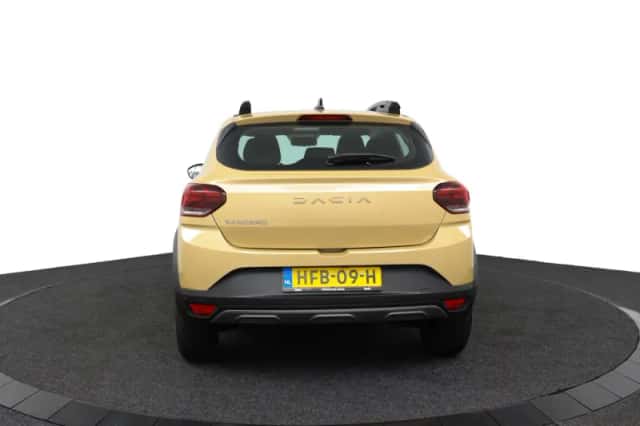 Dacia Sandero Stepway (2025) thumbnail 4