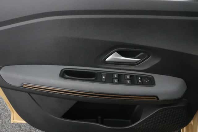 Dacia Sandero Stepway (2025) thumbnail 43