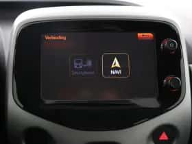 Toyota Aygo (2018) thumbnail 45