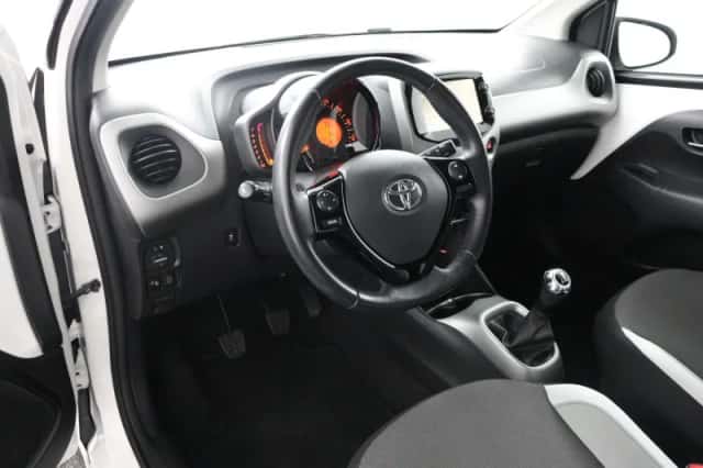 Toyota Aygo (2018) thumbnail 56