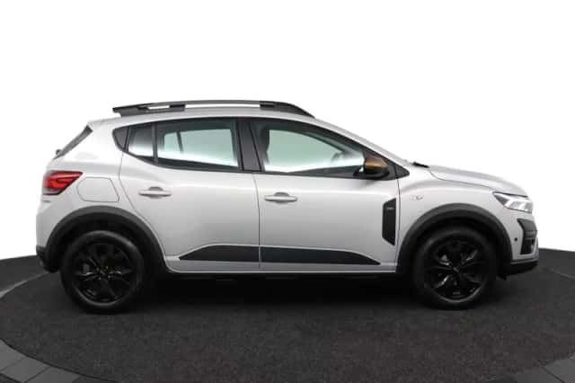 Dacia Sandero Stepway (2024) thumbnail 5