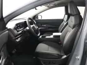 Nissan Ariya (2024) thumbnail 23