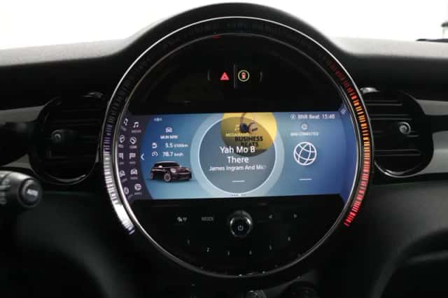 MINI Cooper (2024) thumbnail 47