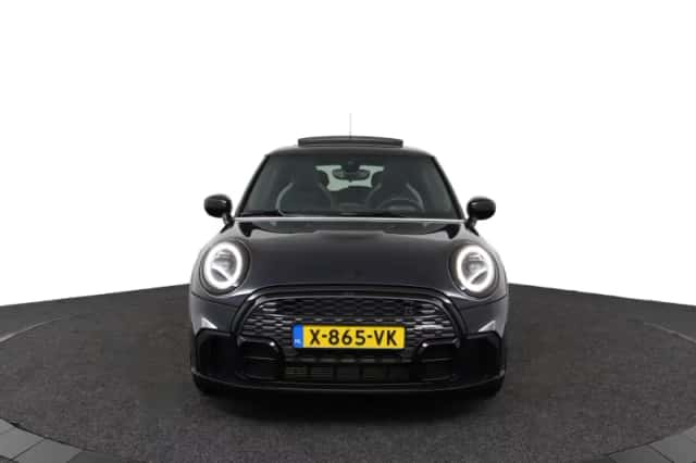 MINI Cooper (2024) thumbnail 8