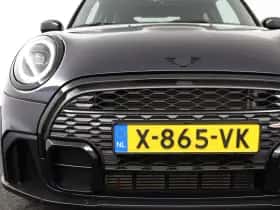 MINI Cooper (2024) thumbnail 9
