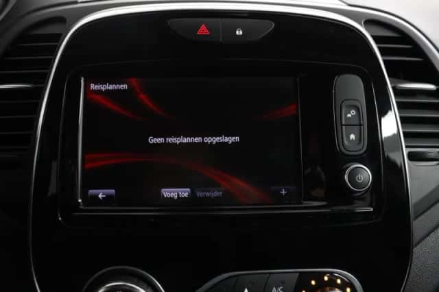 Renault Captur (2018) thumbnail 43