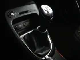 Renault Captur (2018) thumbnail 58