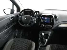 Renault Captur (2018) thumbnail 62