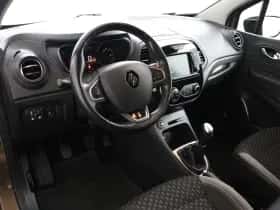 Renault Captur (2018) thumbnail 65