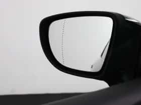 Renault Captur (2018) thumbnail 66