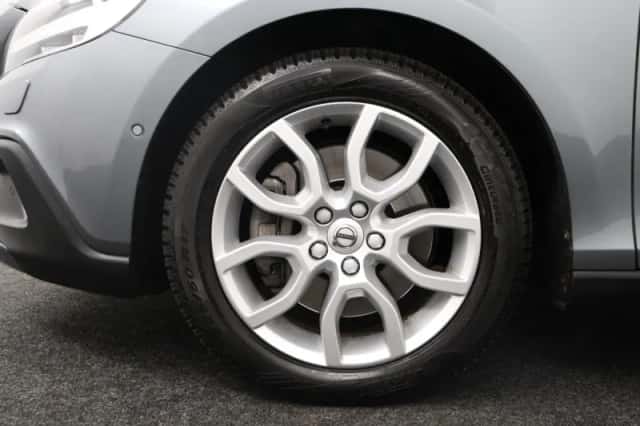 Volvo V40 (2019) thumbnail 14