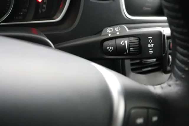 Volvo V40 (2019) thumbnail 24