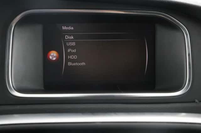 Volvo V40 (2019) thumbnail 38