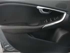 Volvo V40 (2019) thumbnail 48