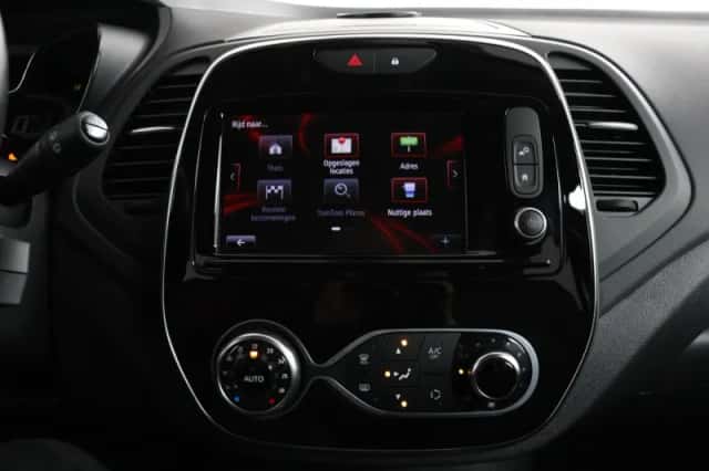 Renault Captur (2019) thumbnail 46