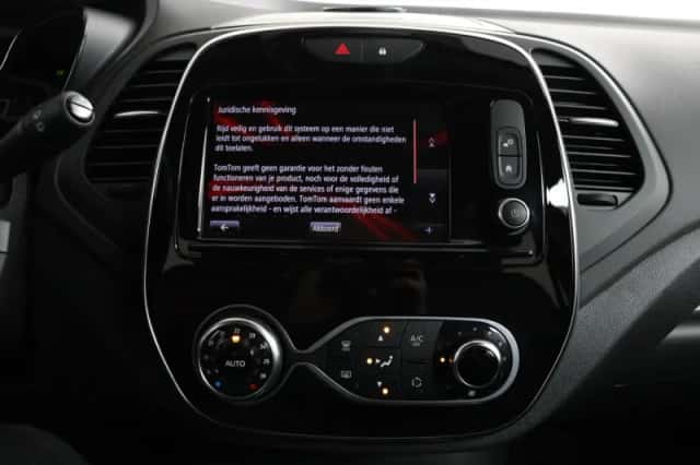 Renault Captur (2019) thumbnail 50