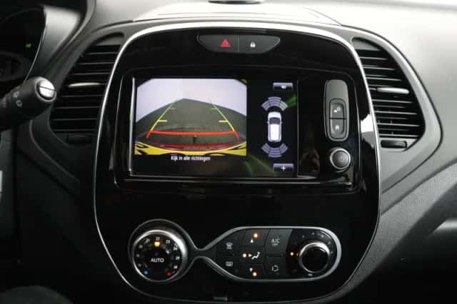 Renault Captur (2019) thumbnail 8