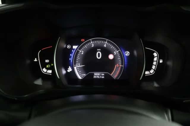 Renault Kadjar (2021) thumbnail 5