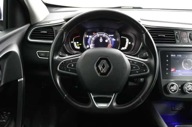 Renault Kadjar (2021) thumbnail 75