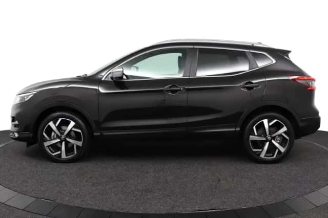 Nissan Qashqai (2019) thumbnail 2