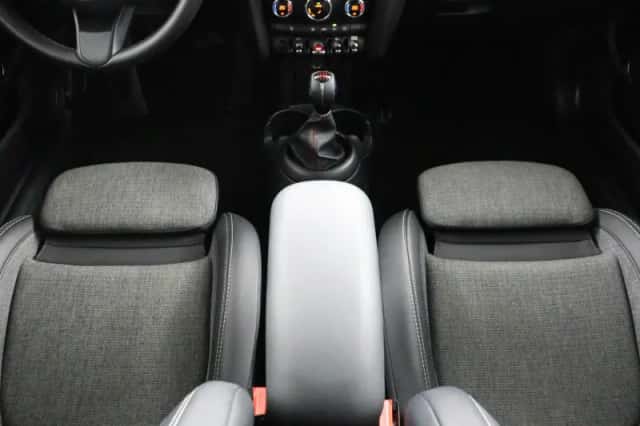 MINI Cooper (2022) thumbnail 24