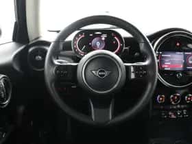 MINI Cooper (2022) thumbnail 28