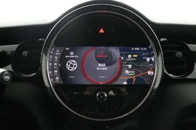 MINI Cooper (2022) thumbnail 39