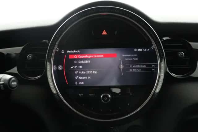 MINI Cooper (2022) thumbnail 46
