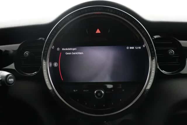 MINI Cooper (2022) thumbnail 48