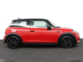 MINI Cooper (2022) thumbnail 6