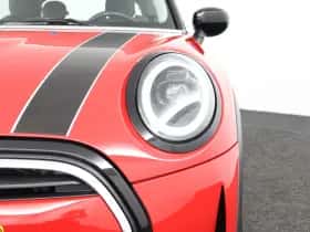 MINI Cooper (2022) thumbnail 9