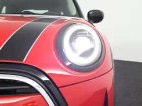 MINI Cooper (2022) thumbnail 10