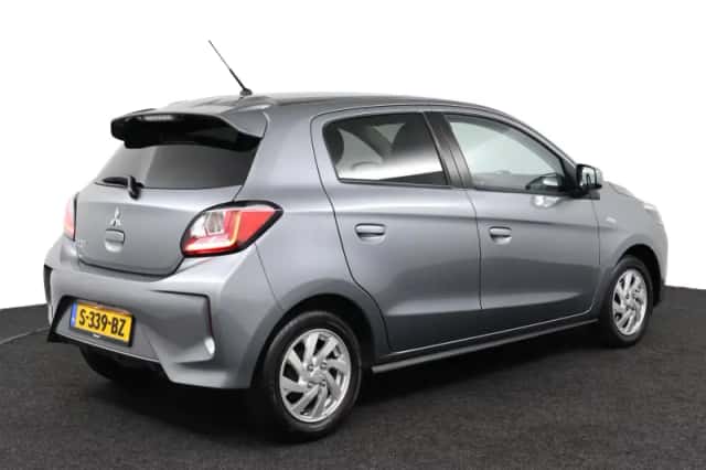Mitsubishi Space Star (2023) thumbnail 2