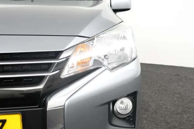 Mitsubishi Space Star (2023) thumbnail 25
