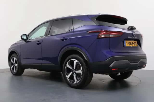 Nissan Qashqai (2023) thumbnail 3